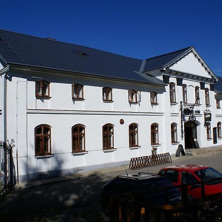 Hotel Marsovska Rychta à Nove Mesto na Morave Extérieur photo